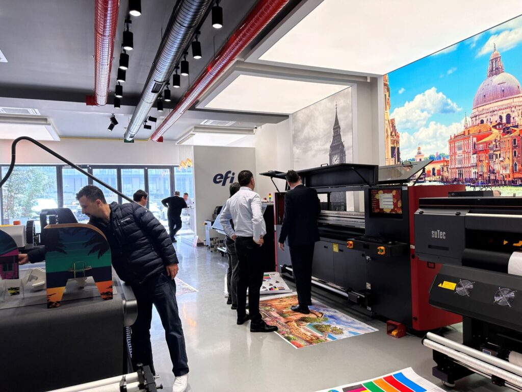 Lidya Grup yeni Epson teknolojilerini sektör profesyonelleri ile buluşturdu 